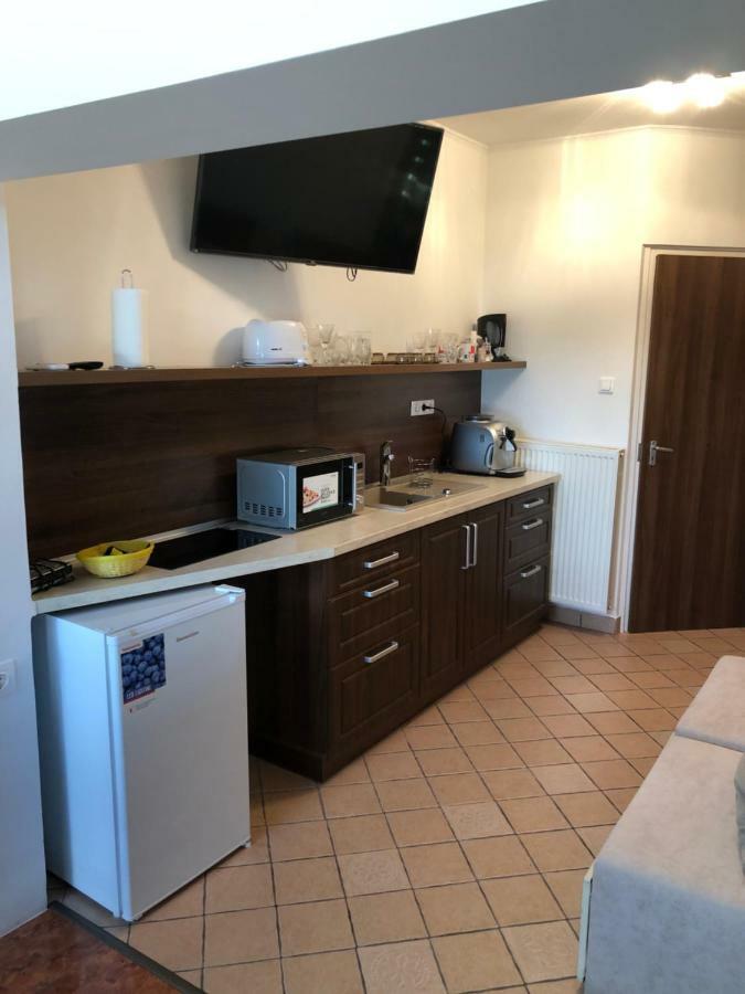 Regina Delux Apartman Гюла Екстериор снимка